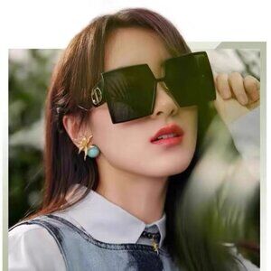Dior 30 Montaigne Square Women's Sunglasses